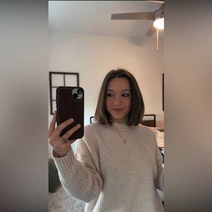 American Eagle sweater